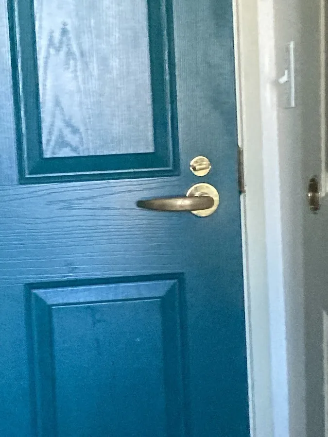 24 Hour Lock and Key