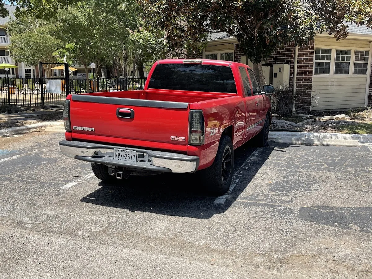 24 Hr Car Unlocking Emergency Roadside Services - Houston