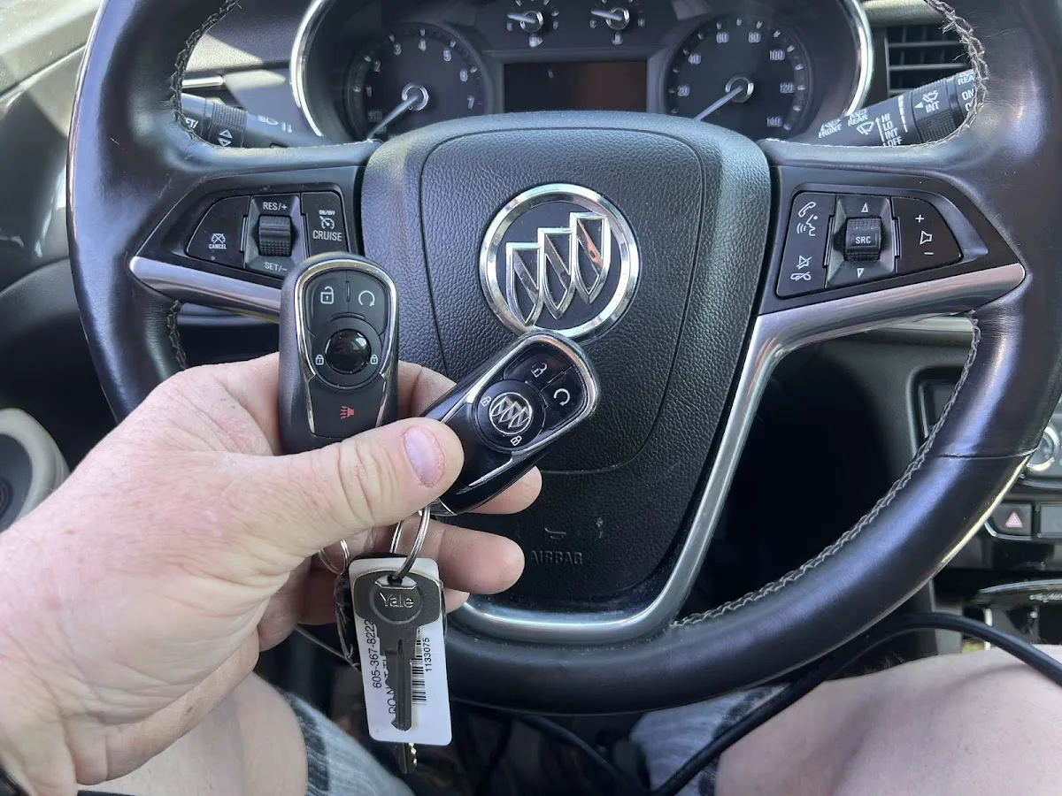 24HR Auto Locksmith & Repair