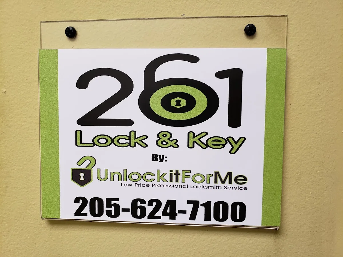 261 Lock & Key