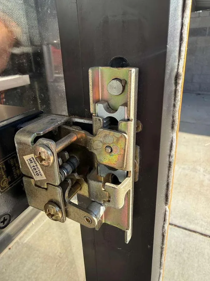 AA Locksmith & Garage Services