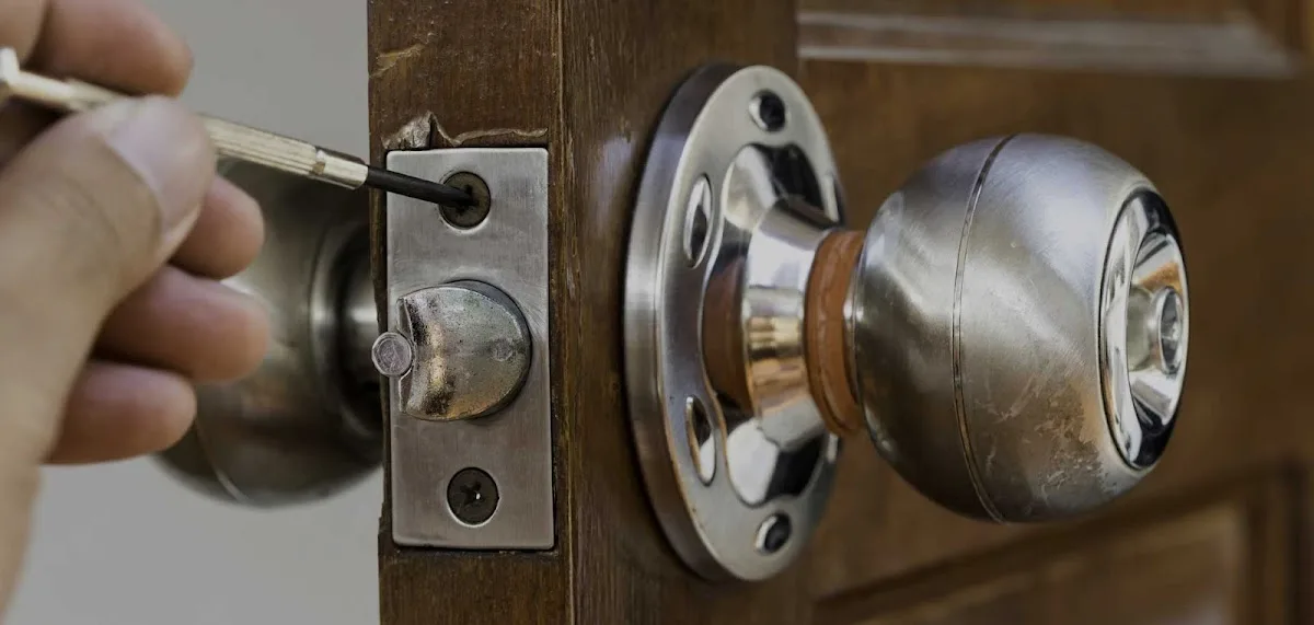 Absolute Lock & Emergency Lock and Safe