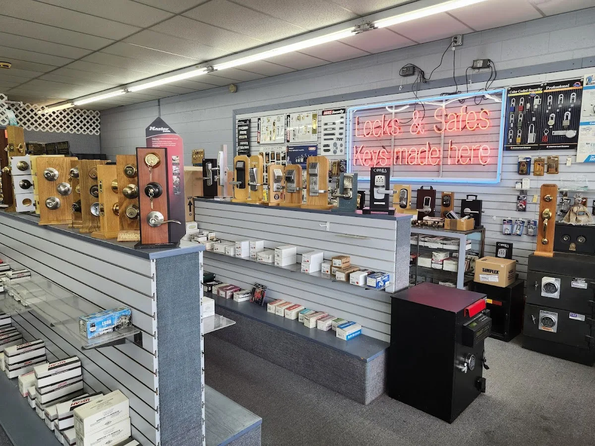 B and G Travis Lock And Key