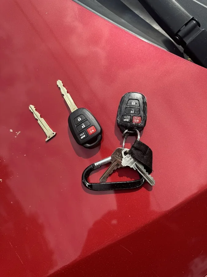 Boston Mobile Locksmith & Car Key Replacement