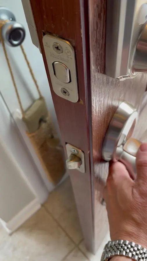 Boston Square Lock & Key