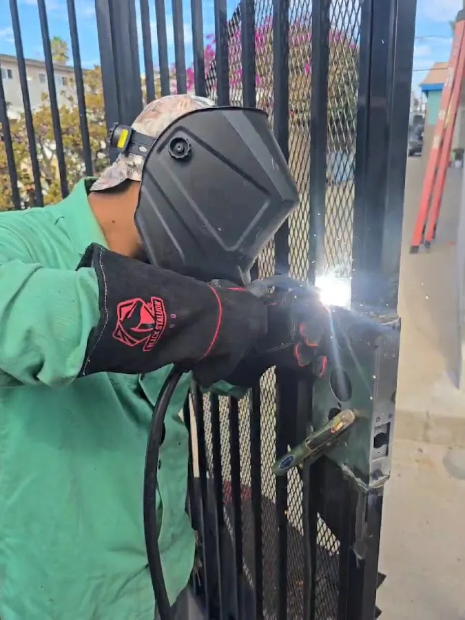 Busy Bees Locks & Keys Locksmith San Diego