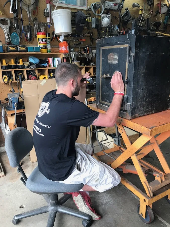 Elmer's Lock And Safe Locksmith in Omaha