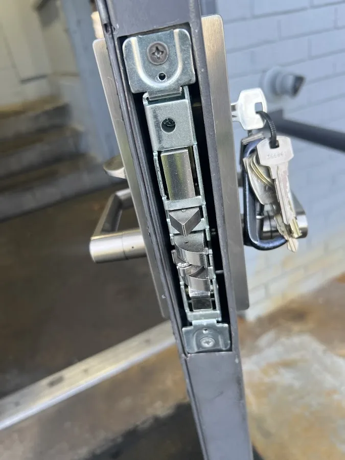 Emergency Locksmith LLC