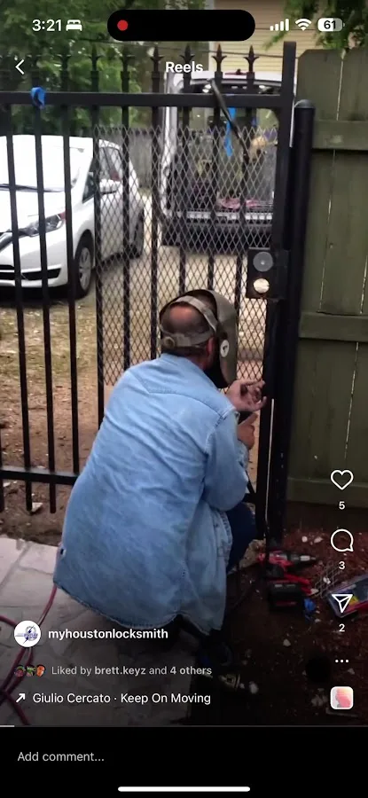 In A Flash Lock Service