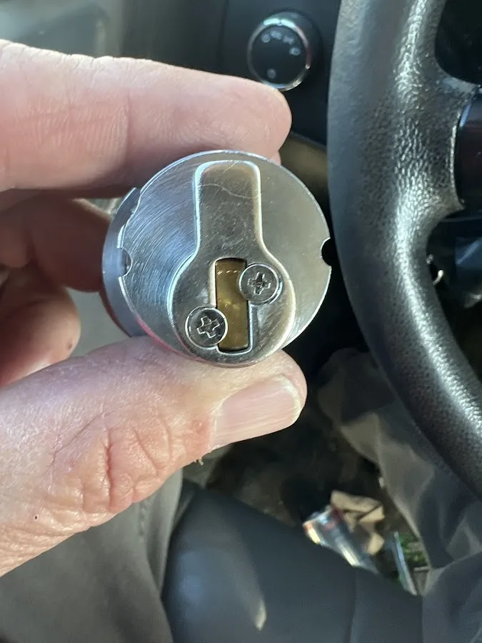 JR'S Emergency Locksmith Services