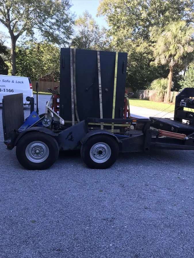 Lighthouse Lock & Key