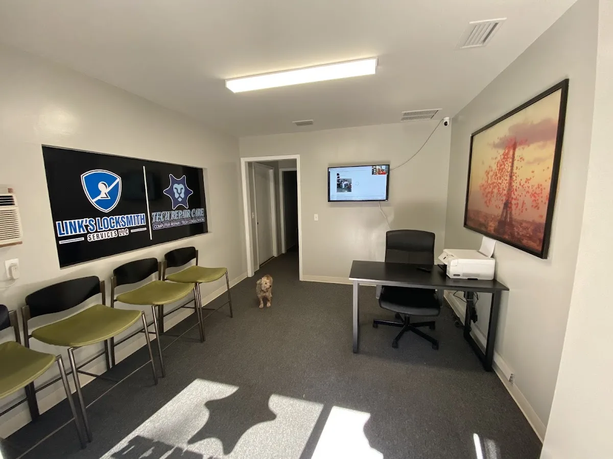 Link’s Locksmith Services