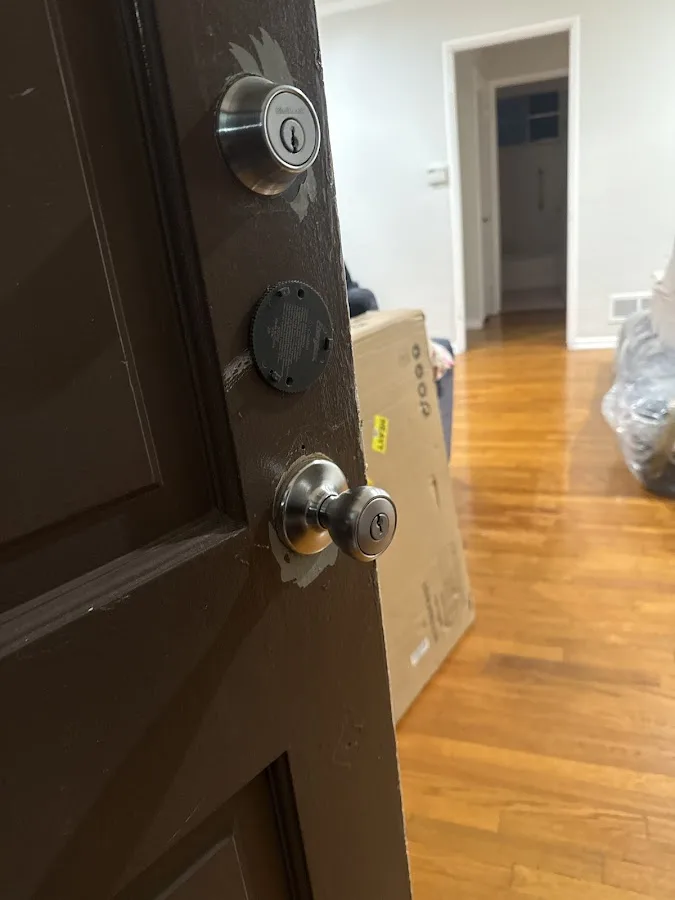 LLA Services - Locksmith Los Angeles