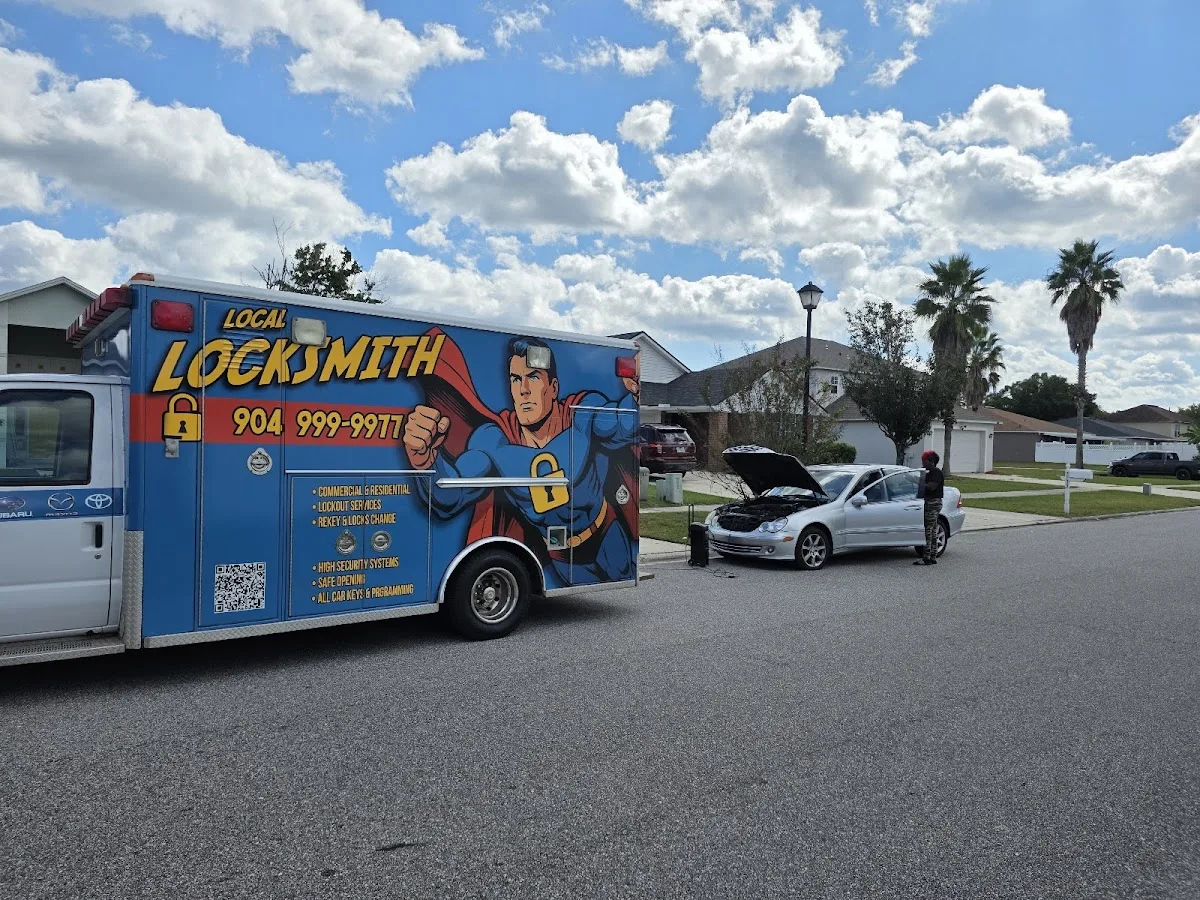 LOCAL LOCKSMITH