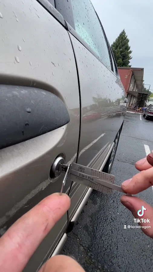 Lock Dragon | Car Key Replacement & Locksmith