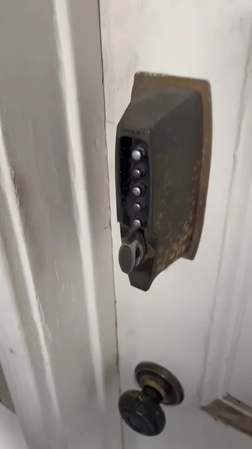 Locksmith 247 LA INC.