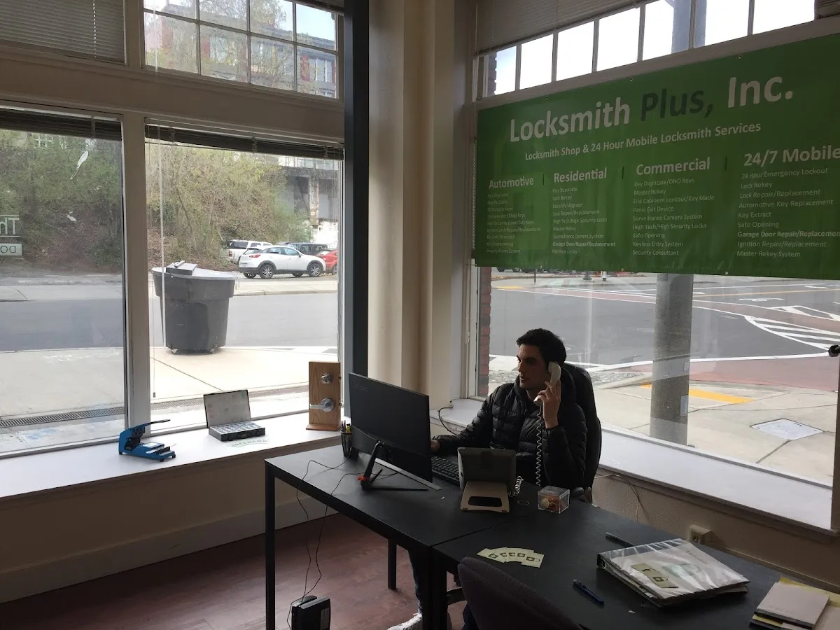 Locksmith Plus, Inc. Tacoma, WA