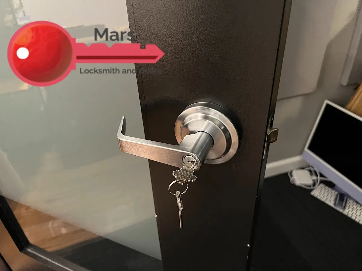 Customer receiving guidance before completing a lock service