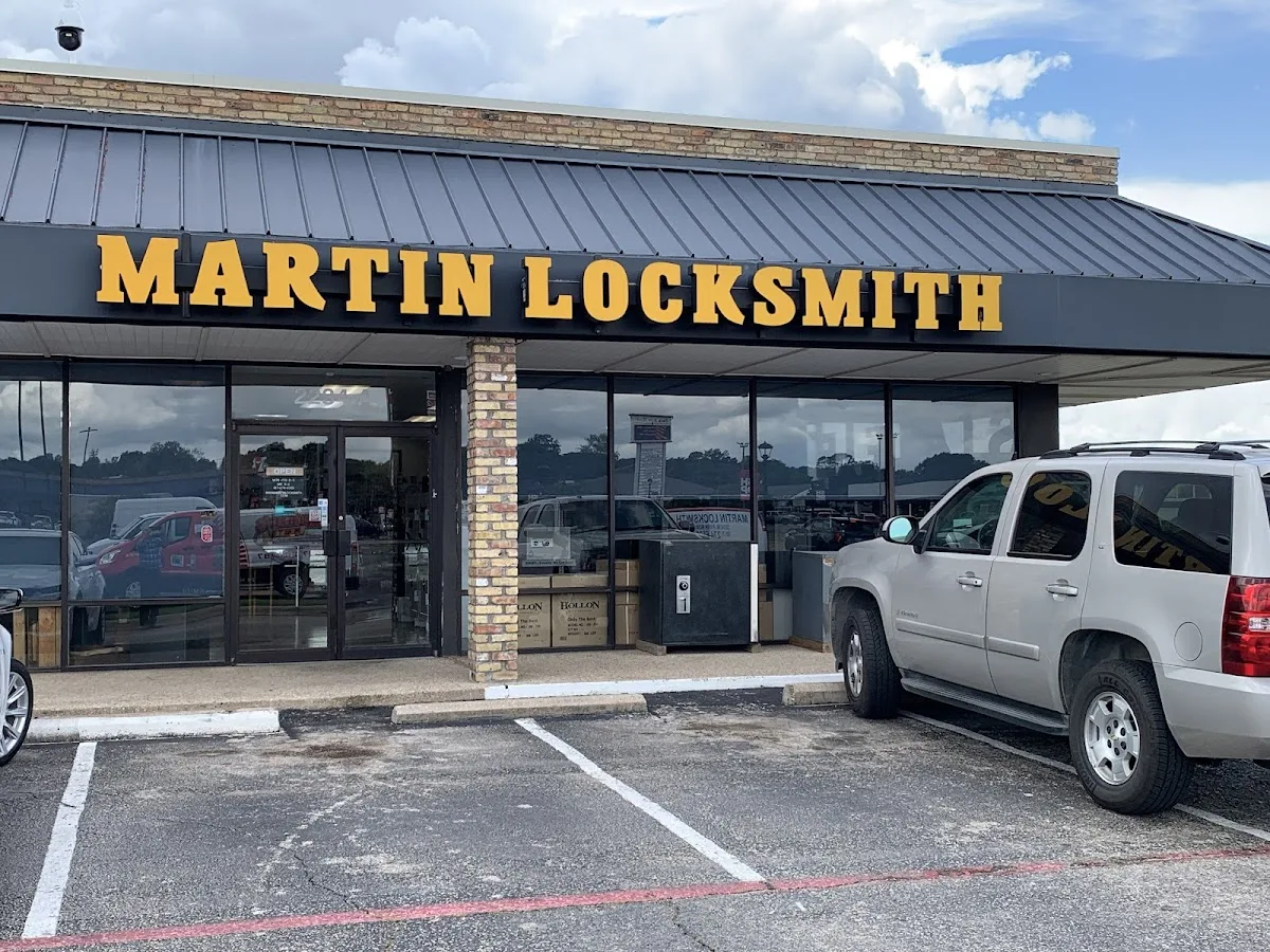 Martin Locksmith primary photo