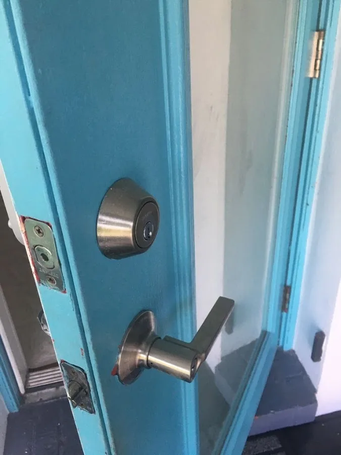 MIGHTY LOCKSMITH LLC