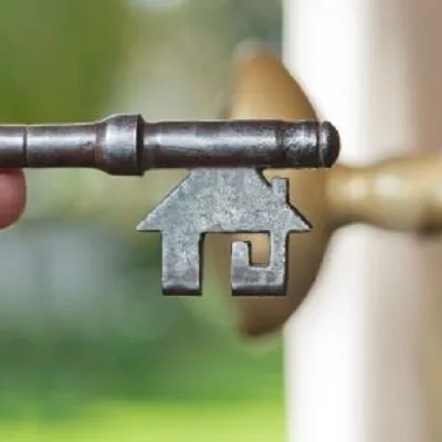 Milwaukee Lockstar LLC