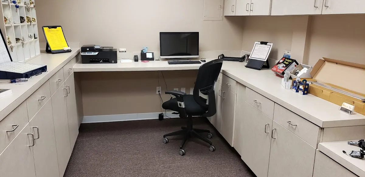 Mr. Lock and Key Tampa Locksmith