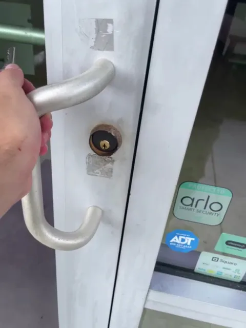 One Minute Locksmith Services