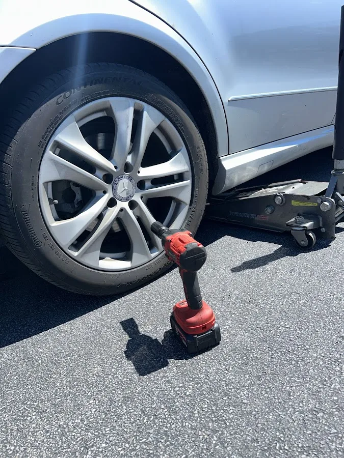 Rochester Roadside Assistance primary photo