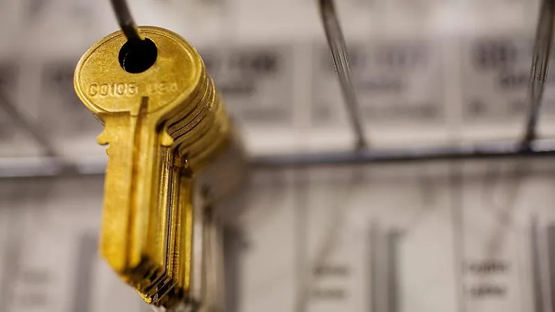 Roger's Safe and Lock