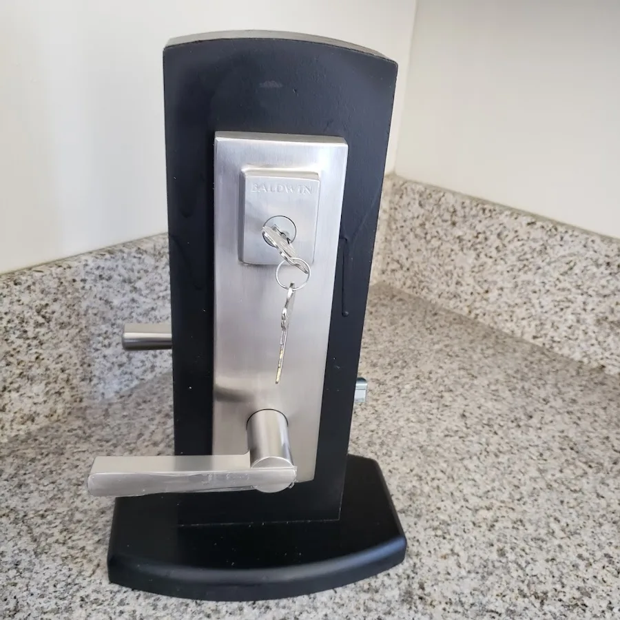 safe at home locks & door repair