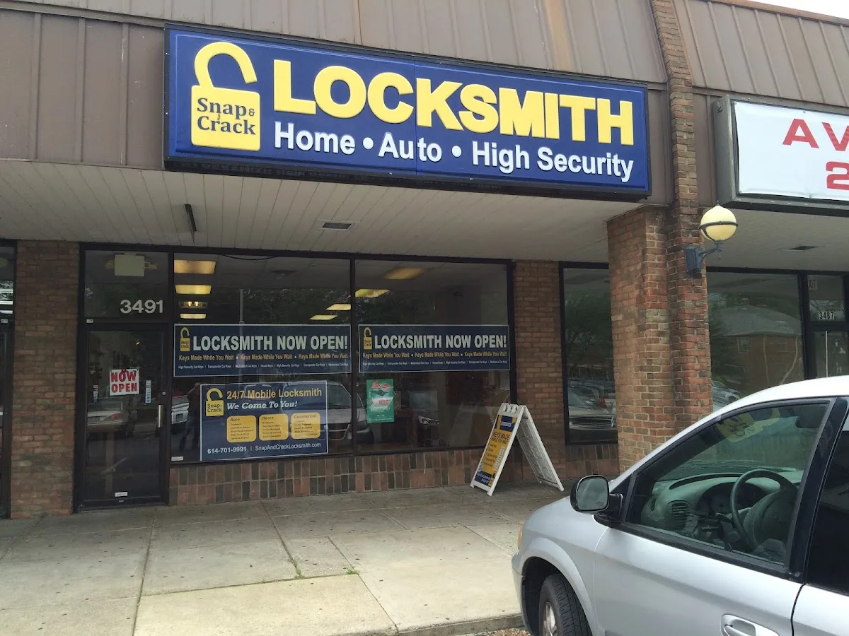 Snap & Crack Locksmith
