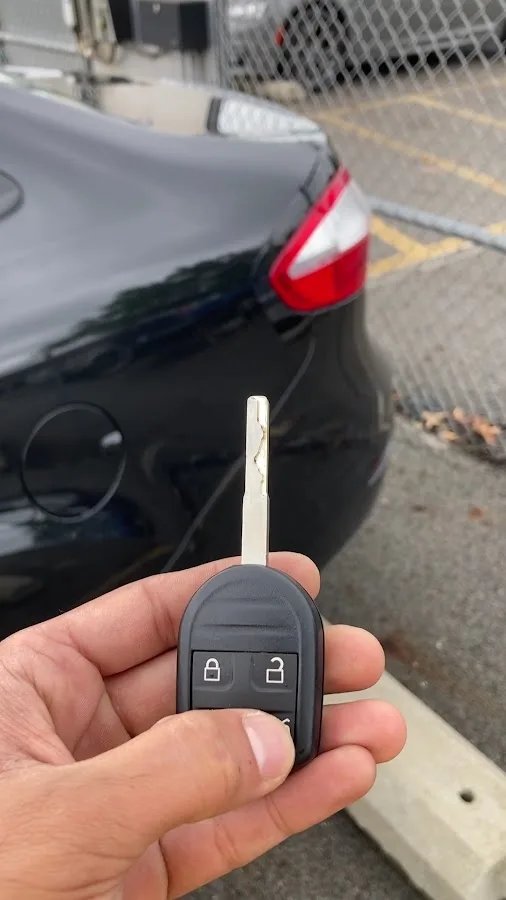 Snap & Crack Locksmith